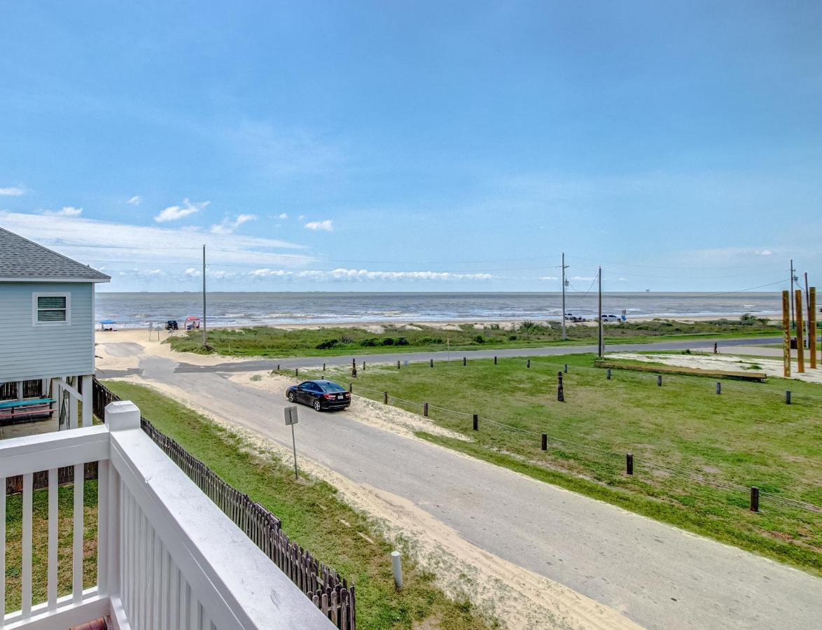 Spring Break Specials! Front Row Views - Tiki Bar - Playground Villa Bolivar Peninsula Екстериор снимка